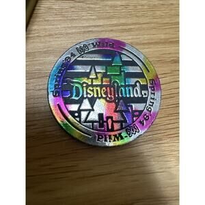 Disneyland Plastic POG Slammer Spring 1994 Pog Wild The World Pog Federation